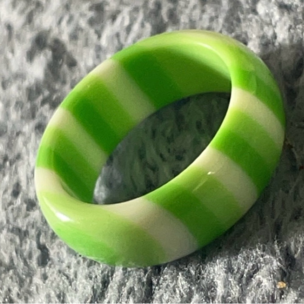 Resin Ring-Green